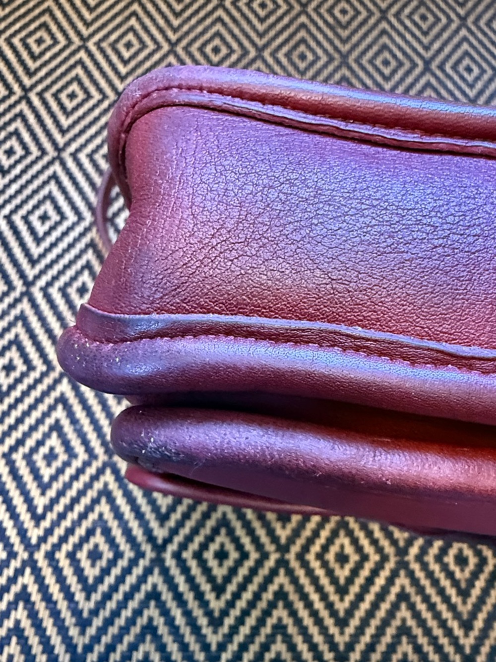 Vintage Coach Station Bag BORDEAUX (red/burgundy) with brass 5130 - Picture 10 of 17